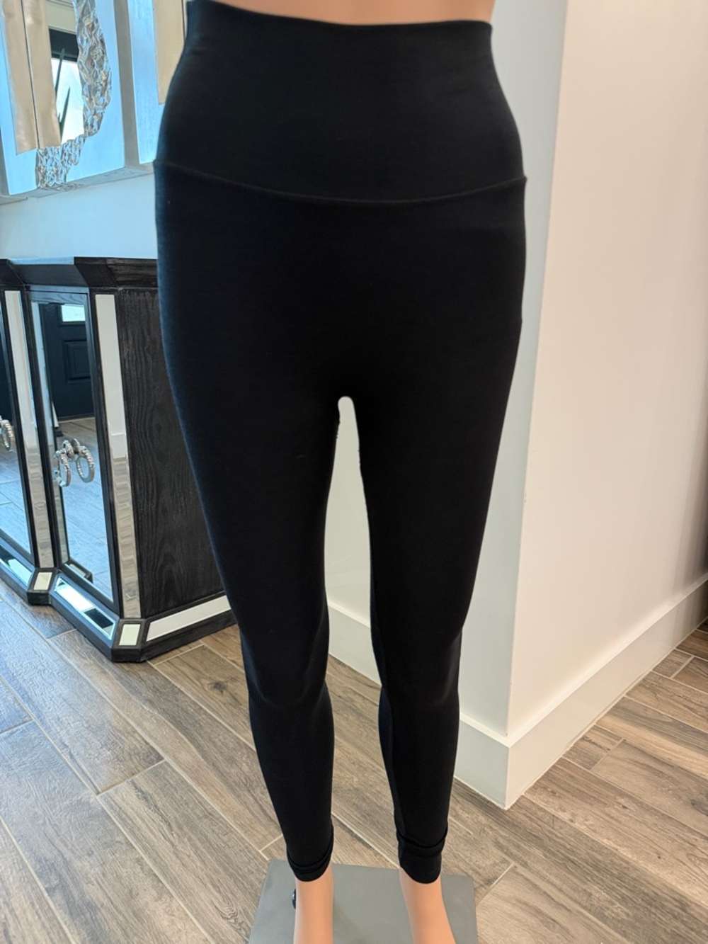Alphalete Black High-Waist Leggings